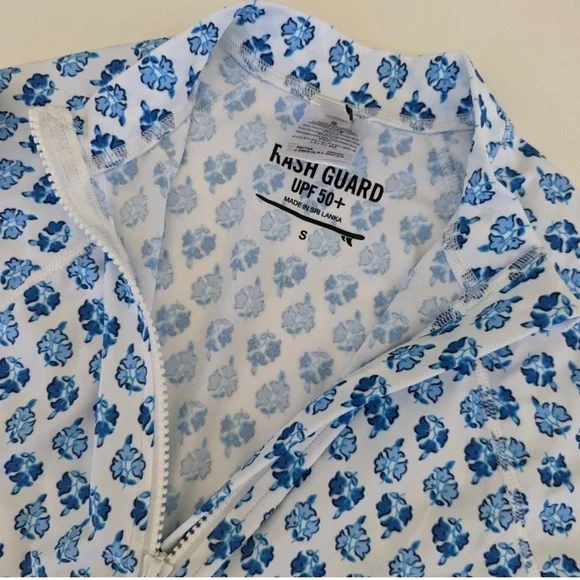 NWT! J. Crew Blue and White Pretty Blockprint rashguard - Picture 5 of 10